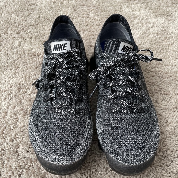 SOLD-Nike Flyknit Vapormax Oreo🖤 - Picture 2 of 6